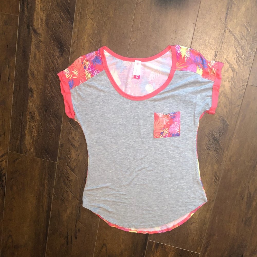 No Boundaries Grey and Pineapples Top